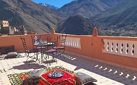 View Peaks Lodge